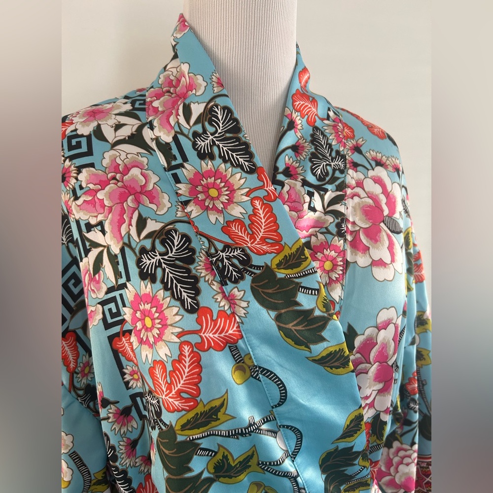 Natori Private Luxuries Asian Inspired Floral Print Satin Kimono Robe ~ Small - Picture 2 of 7